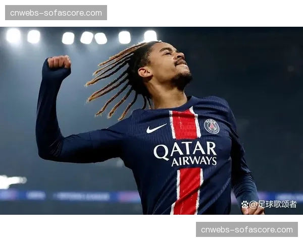 克瓦拉茨赫利亚恢复训练，有望入选巴黎对阵马赛大名单